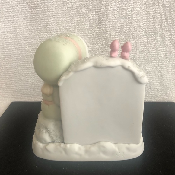 Precious Moments 'God Gives Us Memories So That We Might Have Roses in  #680990 - Picture 2 of 7